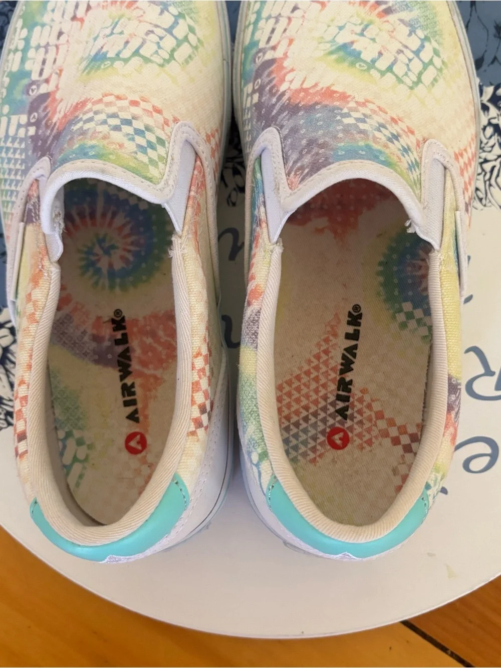 Airwalk pastel rainbow